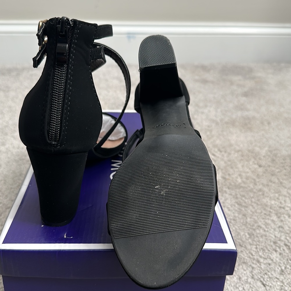 Top Moda Black Sandals - Picture 3 of 4